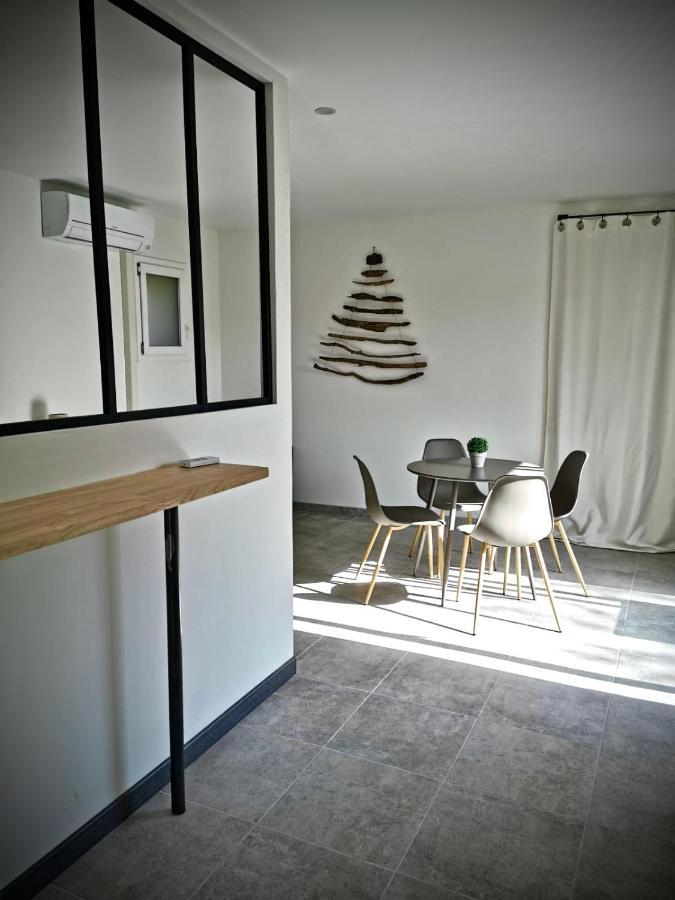 Lodging Au Milieu Des Vignes & Des Etoiles Saint-Jean-de-Fos Bagian luar foto